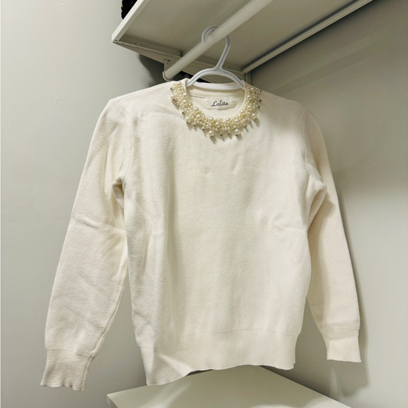 Pearl Deco Sweater - One Size - Picture 3 of 4